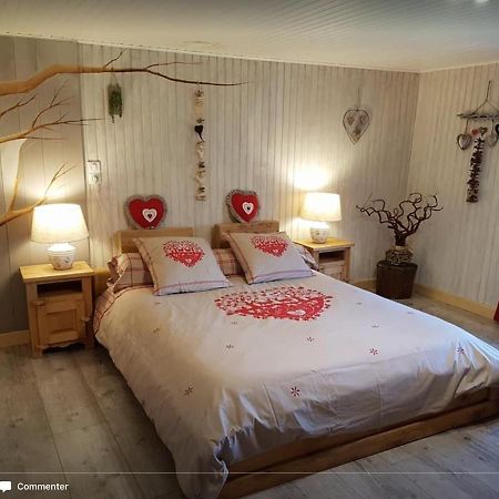 La Ferme De La-Haut B&B Le Haut-du-Them Экстерьер фото