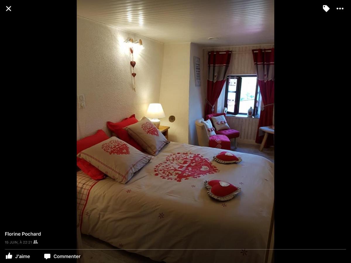 La Ferme De La-Haut B&B Le Haut-du-Them Экстерьер фото